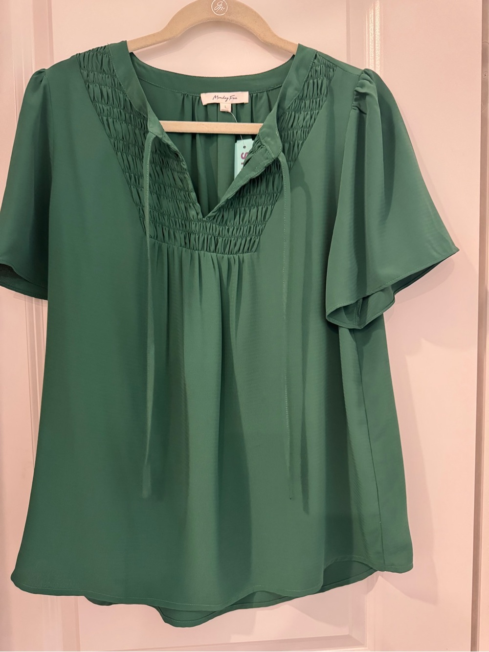 Smocked V-Neck Short Sleeve Top - Green